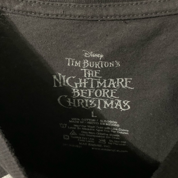 Nightmare Before Christmas T-shirt - Picture 2 of 3